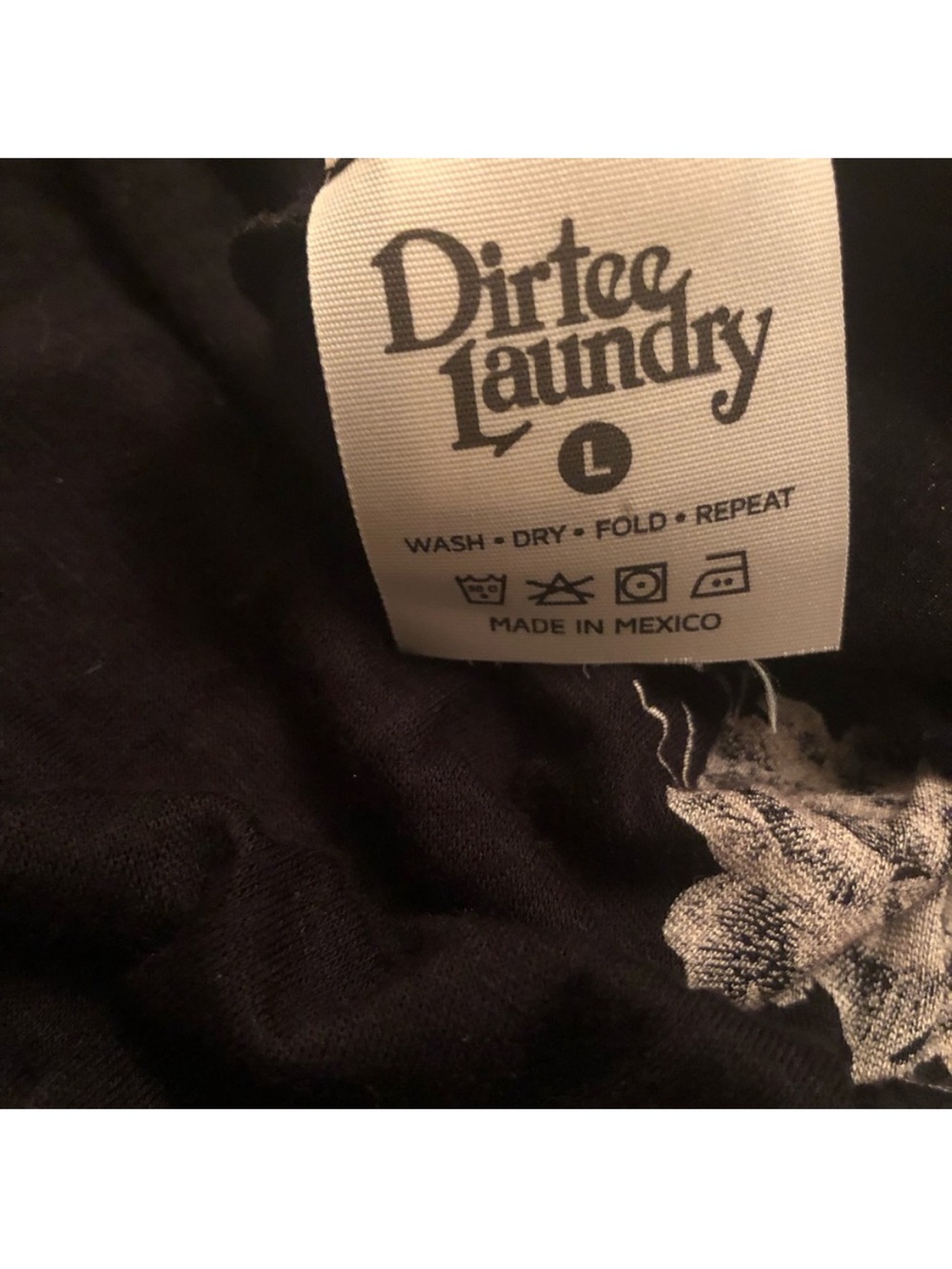 LAST CHANCE SALE - Dirtee Laundry top - Picture 2 of 6